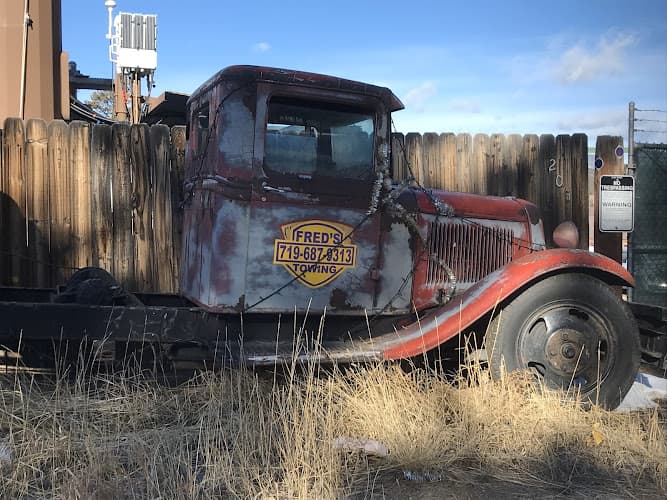 Fred's Towing, LLC tow truck