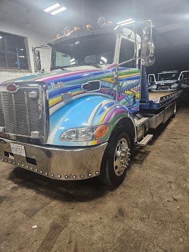 Hannan Towing & Recovery tow truck