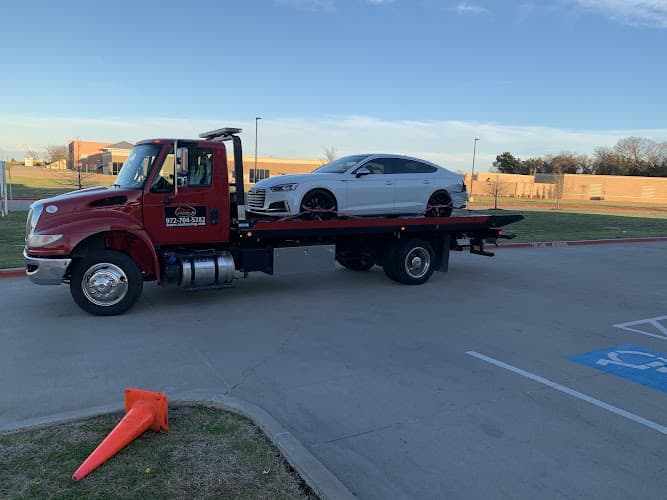 AA&E Towing and Transport LLC tow truck