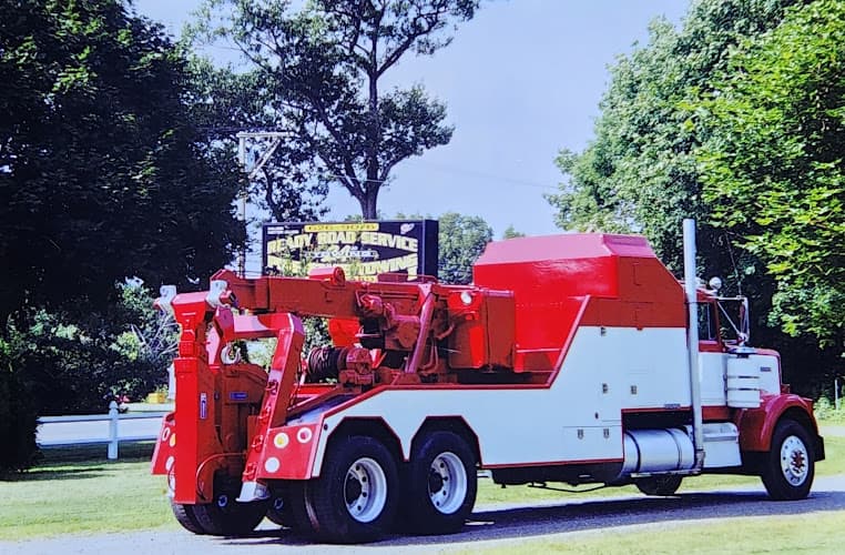 Ready Road Service tow truck
