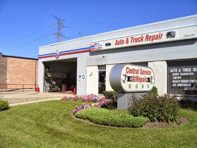 Central Service & Repair tow truck