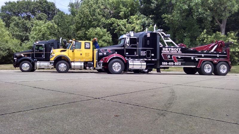Detroit Towing Group tow truck