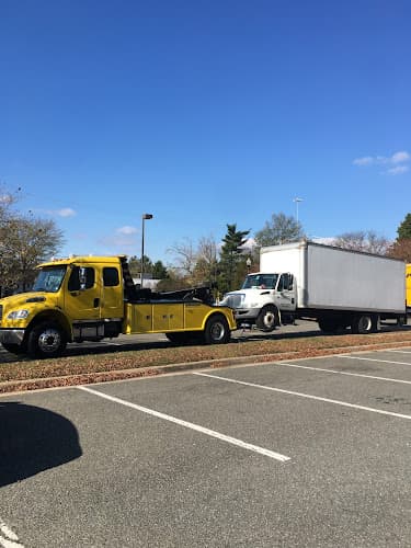 Tony’s Towing tow truck