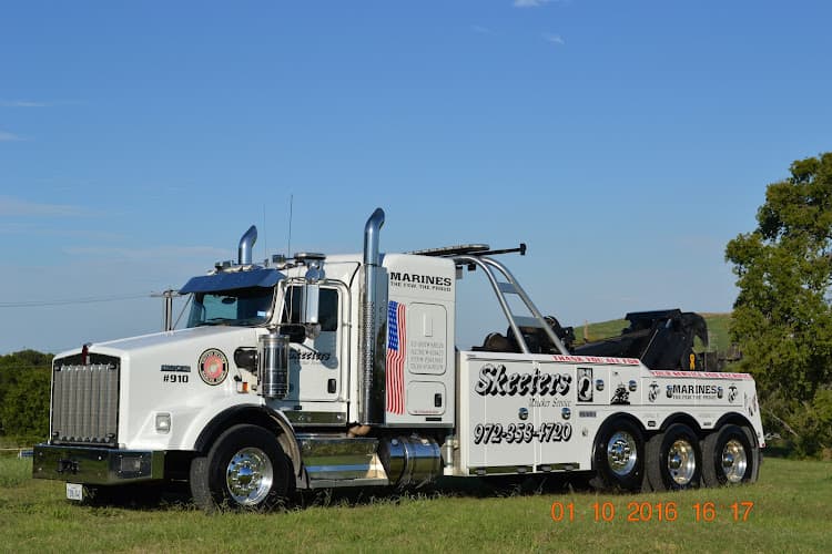 Skeeter's Wrecker Service tow truck