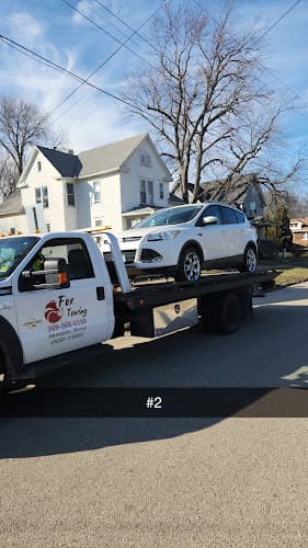 Fox Towing tow truck