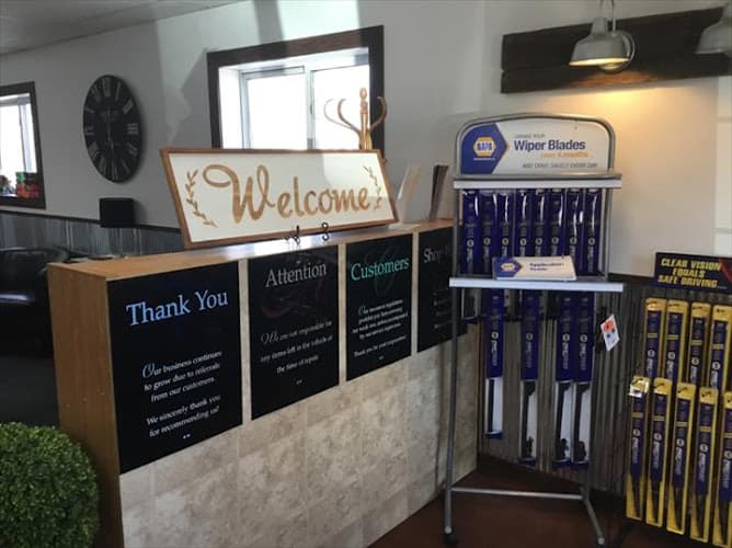 Green Lake Service Center tow truck