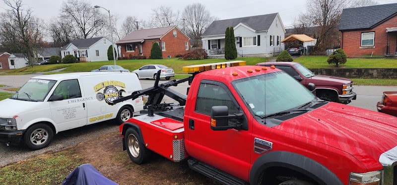 The Roadside King tow truck