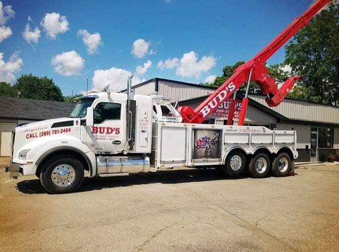 Bud's Towing tow truck