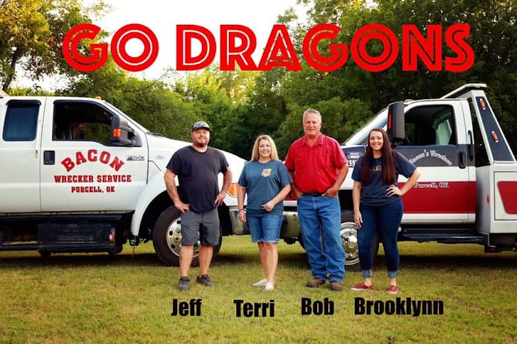 Bacon's Wrecker Services tow truck