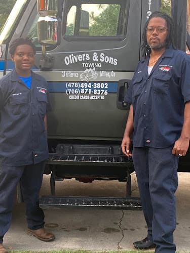 Olivers & Sons Towing tow truck
