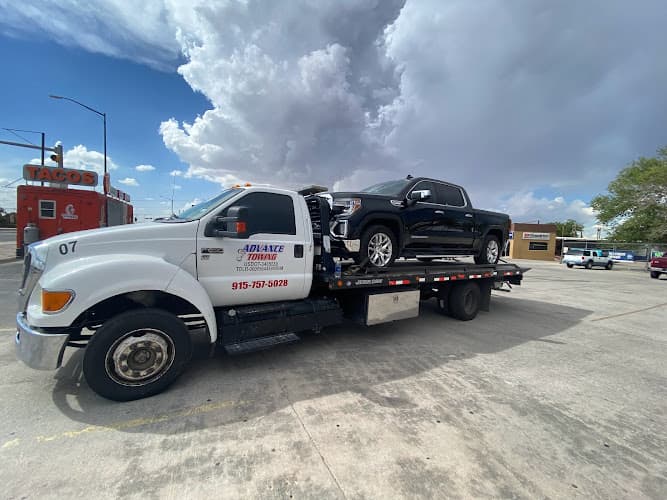 Advance Towing & Roadside tow truck
