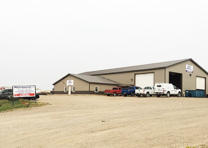 North American Trailer tow truck