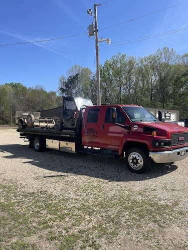 Knights AutoBody & Towing INC. tow truck