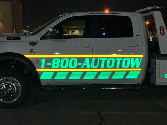 1-800-AUTO-TOW tow truck