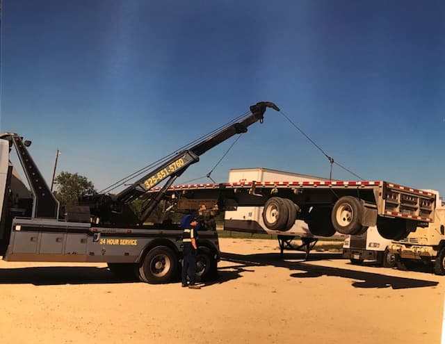 Southern Industrial Towing, LLC tow truck