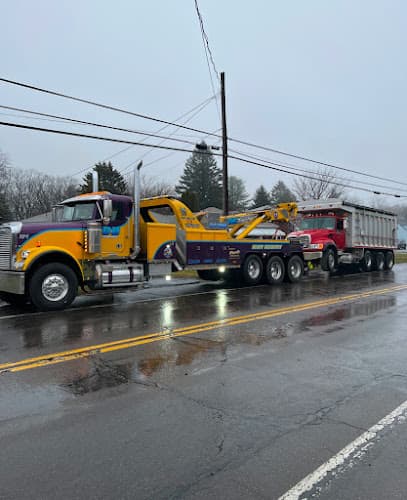 D & B Towing and Truck Service tow truck