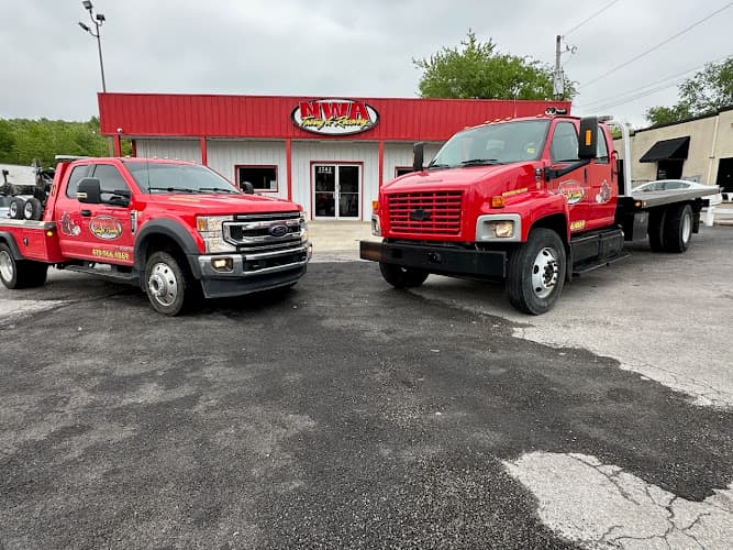NWA Towing & Recovery tow truck