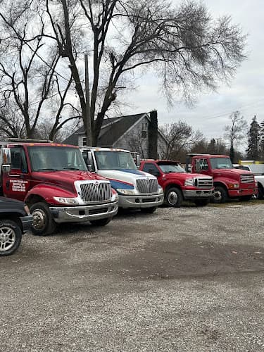 Stallion Towing tow truck