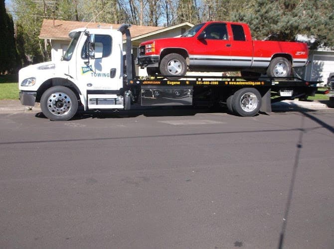 B&R Towing tow truck