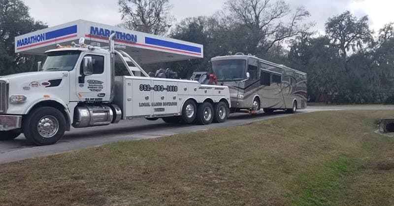 Tri-County Towing & Recovery tow truck