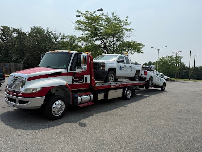 Another Tow tow truck