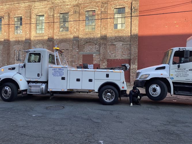 FLEET TRUCK SERVICE LLC tow truck