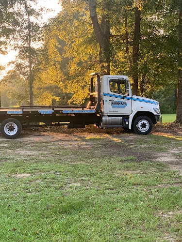 Triple R Towing & Recovery tow truck