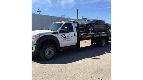 Ron's Towing tow truck