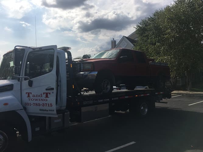 T and T Towing Inc. tow truck