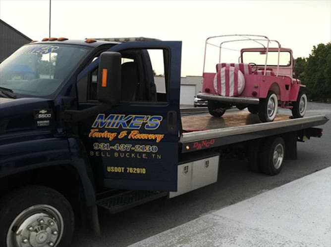 Mike's Towing & Recovery tow truck