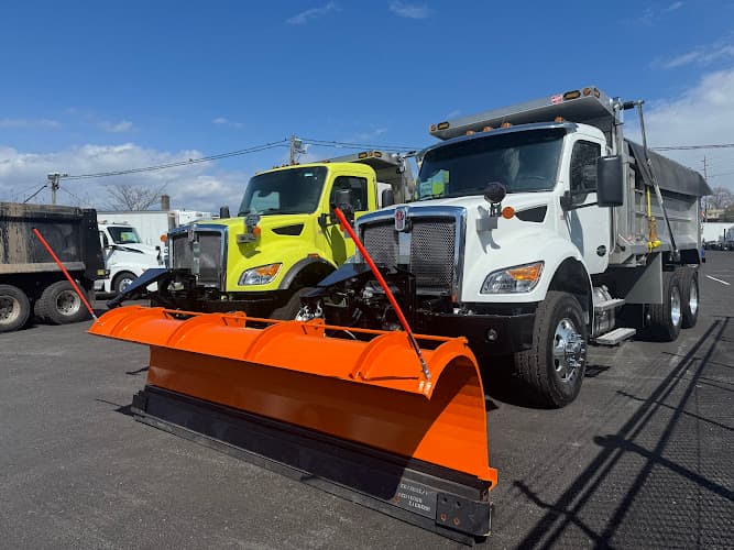 Gabrielli Volvo & Isuzu Truck Sales & Service, Fairview New Jersey tow truck