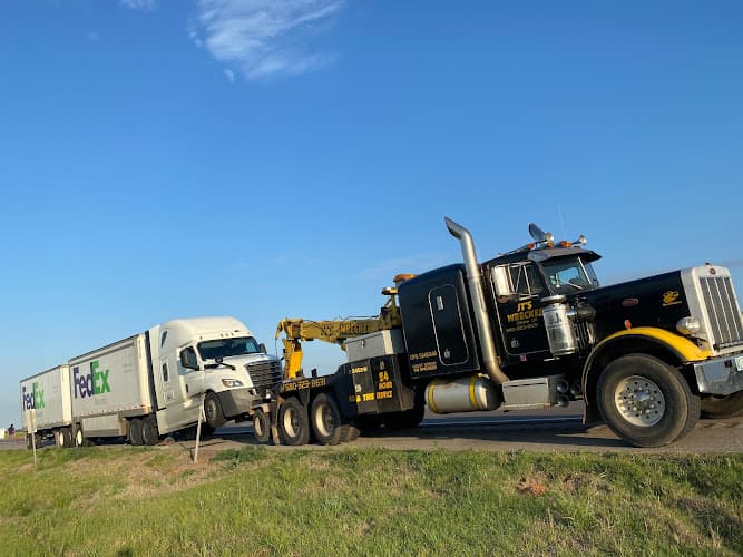 JT's Wrecker Services tow truck