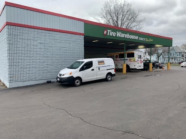 Tire Warehouse tow truck