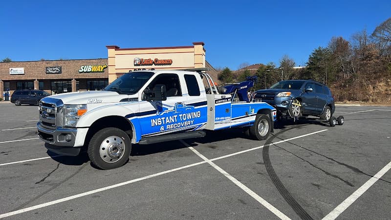 Instant Towing & Recovery, LLC tow truck