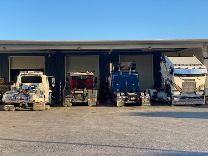 Top Notch Fleet, Truck & RV Repair tow truck