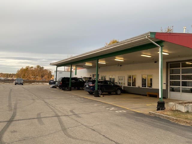 Tire Warehouse tow truck