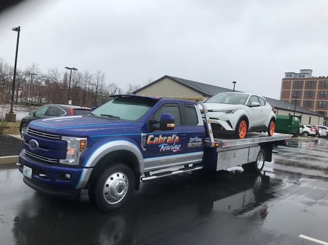 Cabrals Towing Inc tow truck