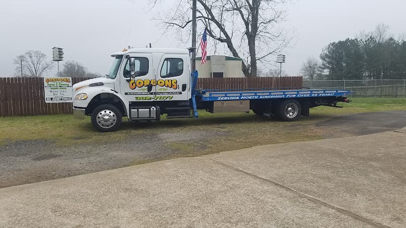 Gordon's Towing and Recovery tow truck