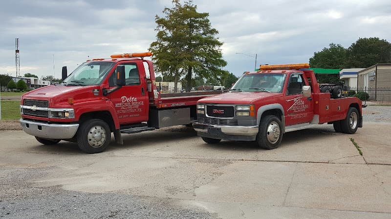 Delta Wrecker Service tow truck