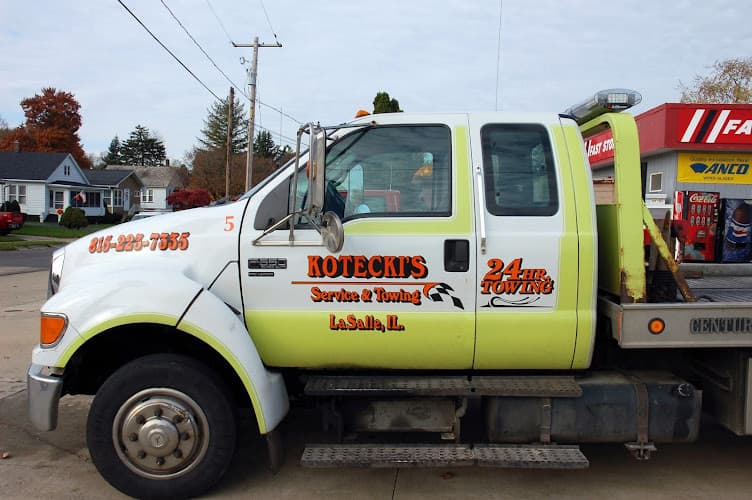 Kotecki's Mechanic & Towing Service | LaSalle, IL tow truck