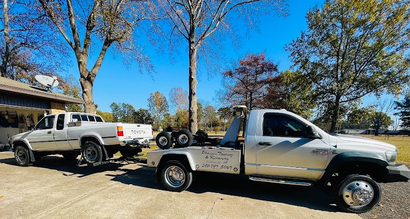 Phoenix Towing & Recovery tow truck