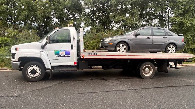 Sims Auto Repair & Towing tow truck