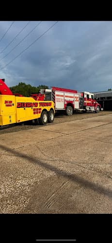Dixons Towing and Auto Repair tow truck
