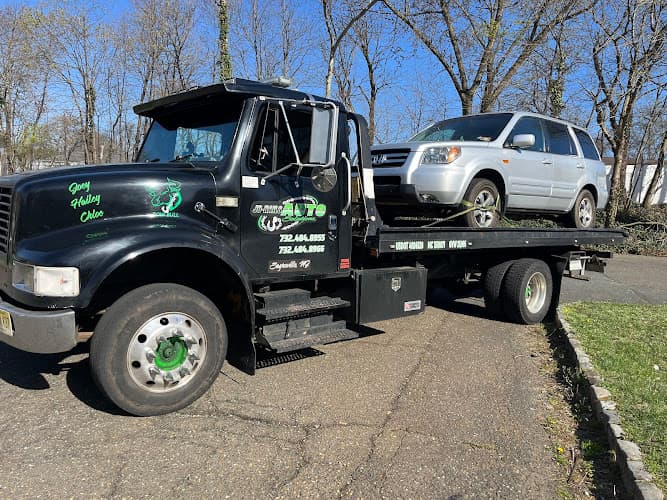 Jo-Hails Towing tow truck