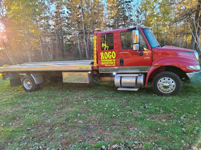 ROGO Towing and Recovery tow truck