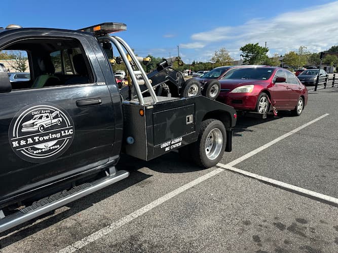 K & A Towing LLC tow truck