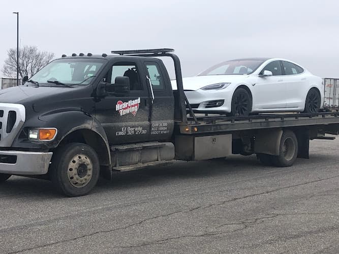 Heartland Towing tow truck