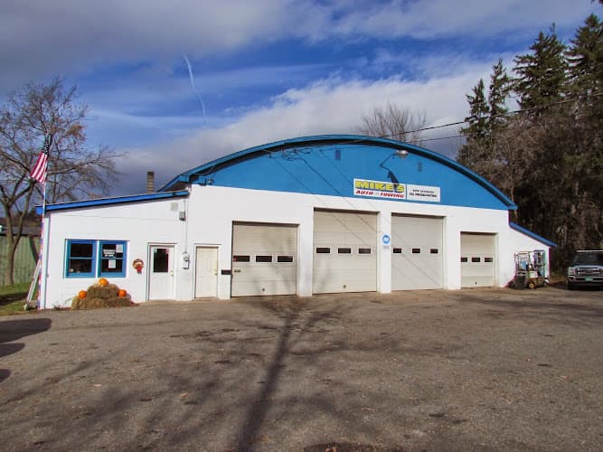 Mike's Auto & Towing, Inc. tow truck