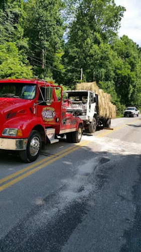 Gobel's Towing tow truck
