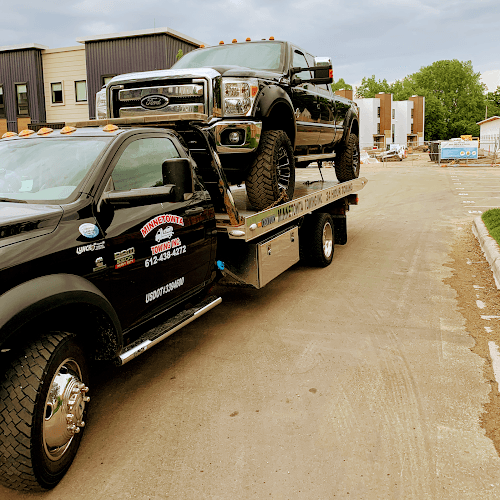 Minnetowta Towing tow truck